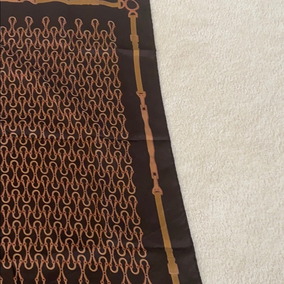 Gucci Vintage Silk Scarf - Picture 10 of 12